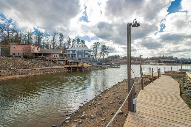 532 C6 Grand Point Drive, Hot Springs, AR 71901