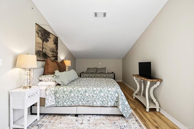 532 C6 Grand Point Drive, Hot Springs, AR 71901