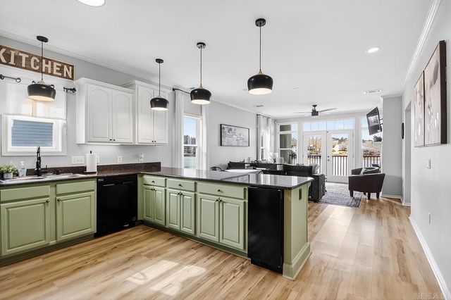 532 C6 Grand Point Drive, Hot Springs, AR 71901