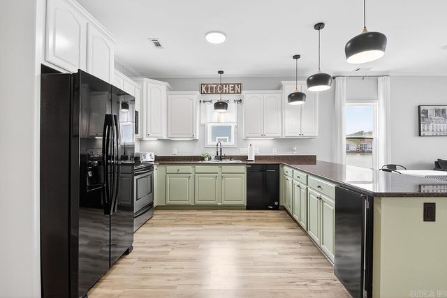 532 C6 Grand Point Drive, Hot Springs, AR 71901