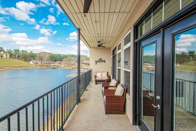 532 C6 Grand Point Drive, Hot Springs, AR 71901