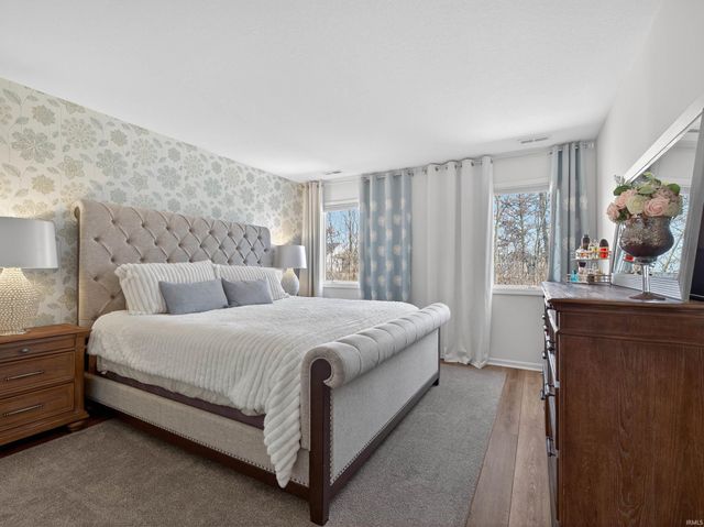 7606 Bowlander Way, Fort Wayne, IN 46835