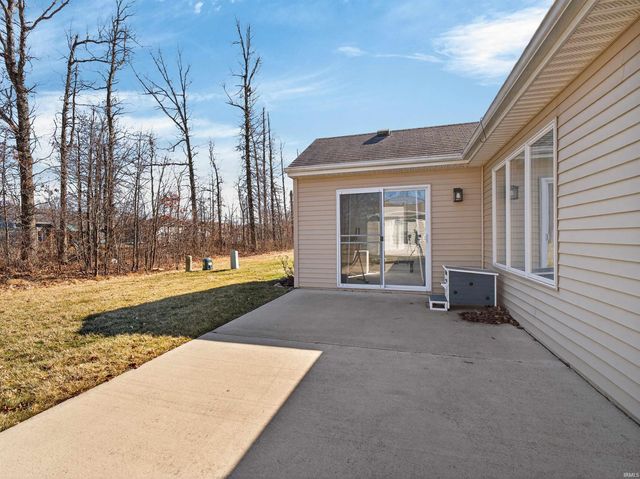 7606 Bowlander Way, Fort Wayne, IN 46835