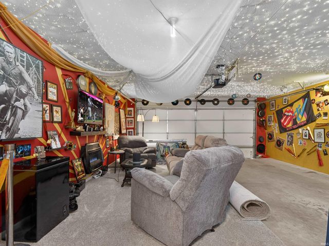 7606 Bowlander Way, Fort Wayne, IN 46835