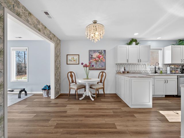 7606 Bowlander Way, Fort Wayne, IN 46835