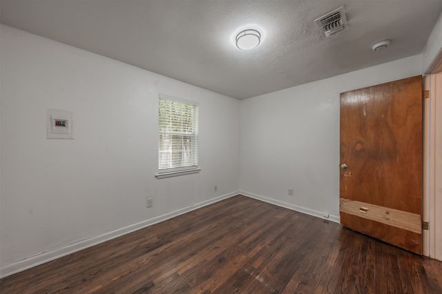 1708 Liberty Street, Fort Worth, TX 76105