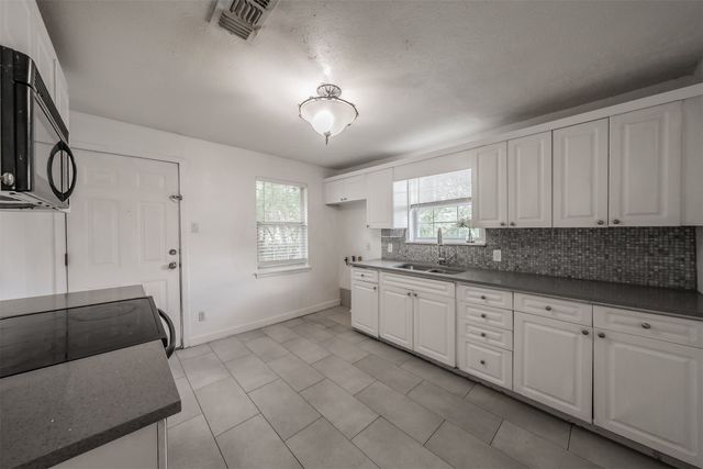 1708 Liberty Street, Fort Worth, TX 76105