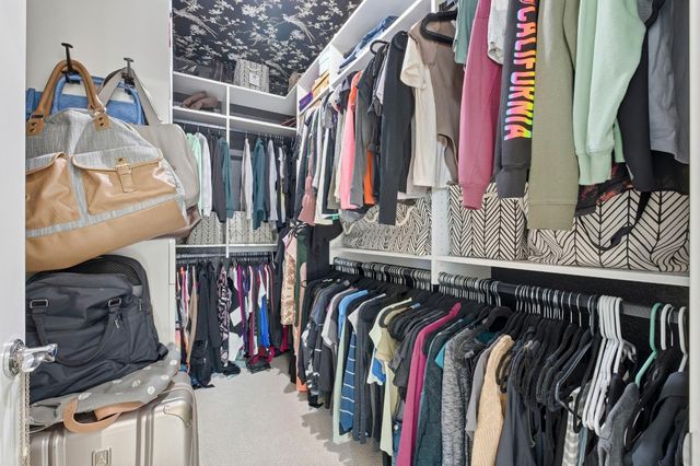 5 Huddlestone Cir, Roseville, CA 95661