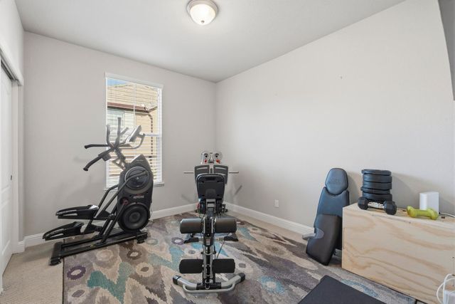 5 Huddlestone Cir, Roseville, CA 95661