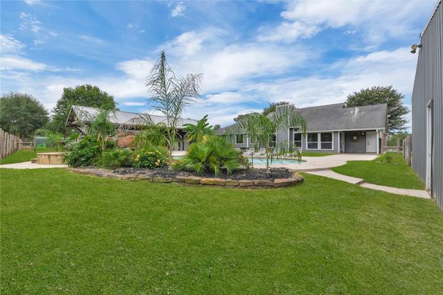 12686 Timberline Estates Drive, Willis, TX 77378