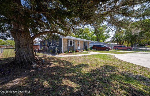 2953 Easy Street, Mims, FL 32754