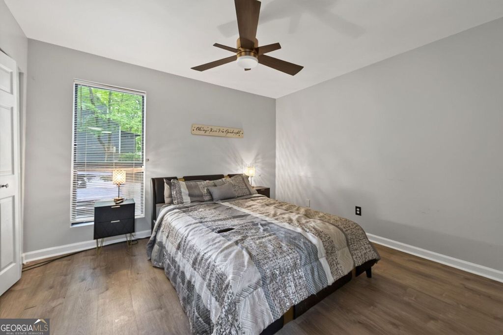 1039 Mariners Court, Stone Mountain, GA 30083 — photo 4