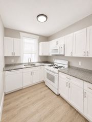 738 Washington Street 25, Norwood, MA 02062