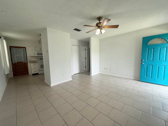 3642 Rosewood St. B, St Augustine, FL 32080