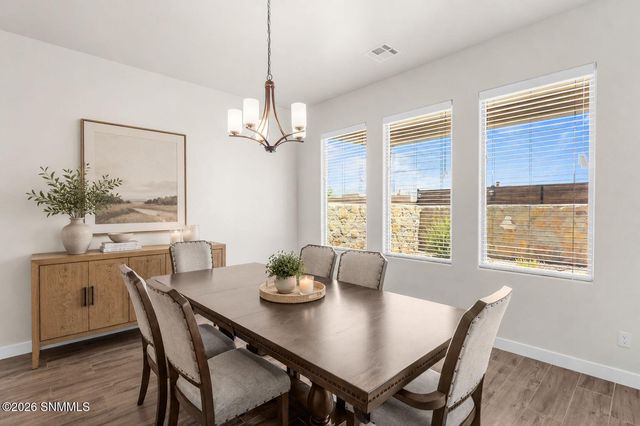 3778 Nightingale Avenue, Las Cruces, NM 88012