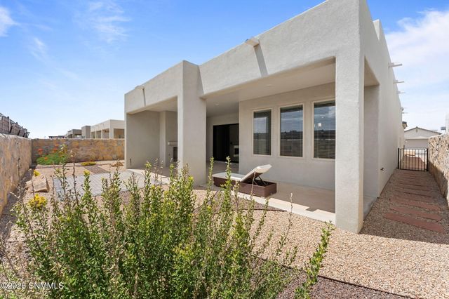 3778 Nightingale Avenue, Las Cruces, NM 88012