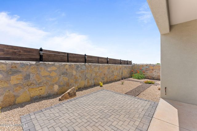 3778 Nightingale Avenue, Las Cruces, NM 88012