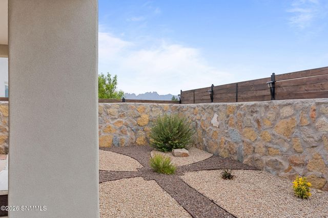 3778 Nightingale Avenue, Las Cruces, NM 88012