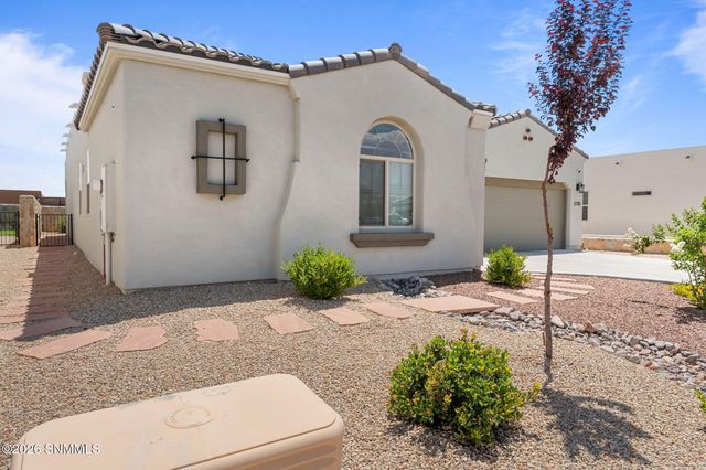 3778 Nightingale Avenue, Las Cruces, NM 88012