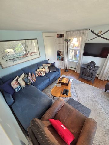 37 Eustis Avenue, Newport, RI 02840