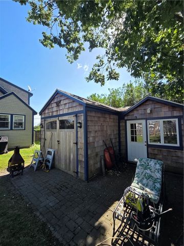 37 Eustis Avenue, Newport, RI 02840