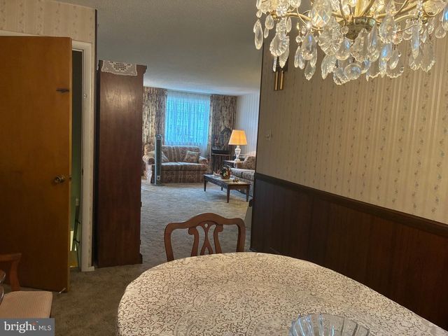 12039 MILLBROOK RD, Philadelphia, PA 19154