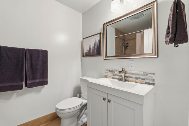 4478 Lewis Rd, Diamond Springs, CA 95619