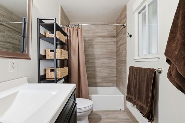 4478 Lewis Rd, Diamond Springs, CA 95619