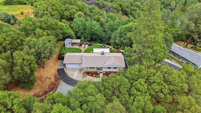 4478 Lewis Rd, Diamond Springs, CA 95619