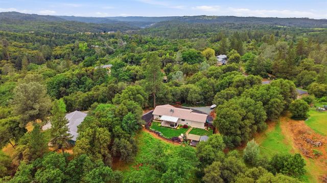 4478 Lewis Rd, Diamond Springs, CA 95619