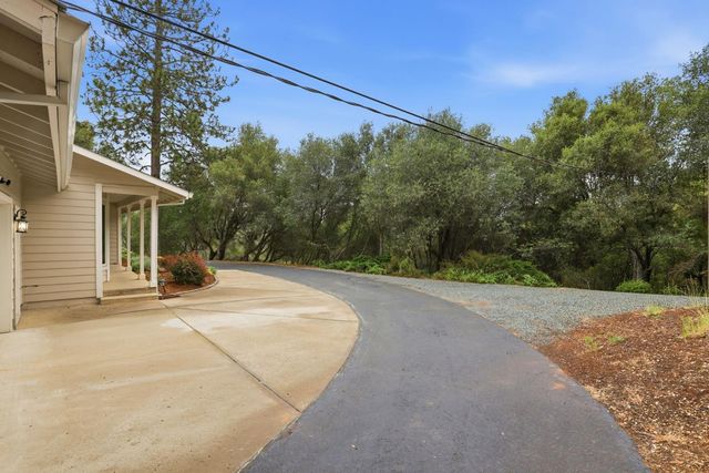 4478 Lewis Rd, Diamond Springs, CA 95619