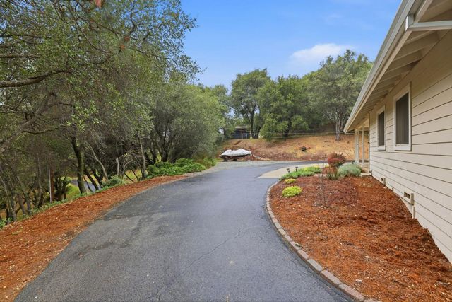 4478 Lewis Rd, Diamond Springs, CA 95619