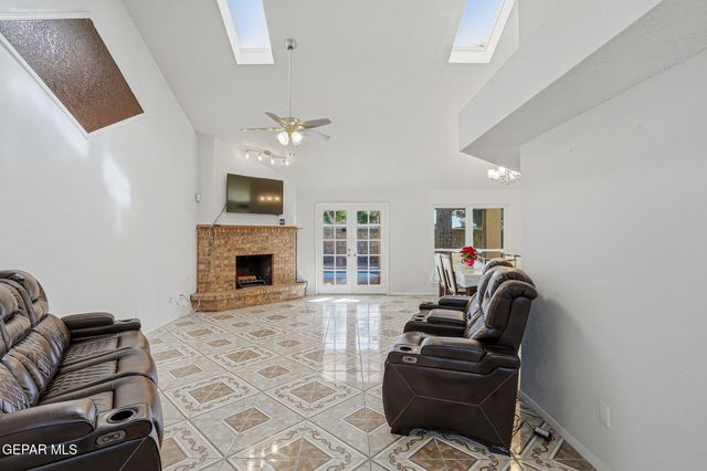 11132 NORTHFIELD Avenue, El Paso, TX 79936