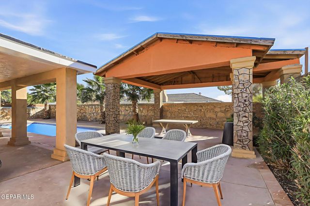 11132 NORTHFIELD Avenue, El Paso, TX 79936