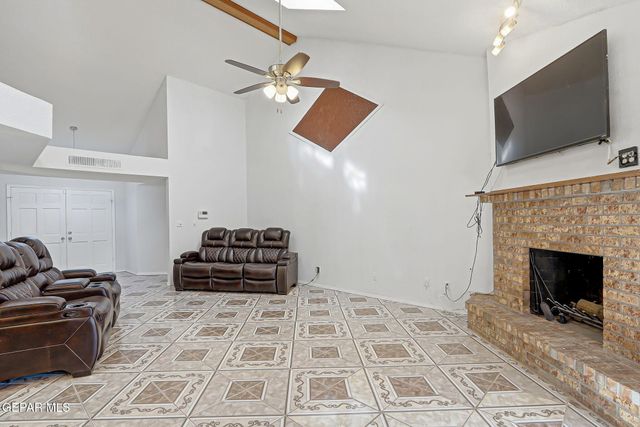 11132 NORTHFIELD Avenue, El Paso, TX 79936