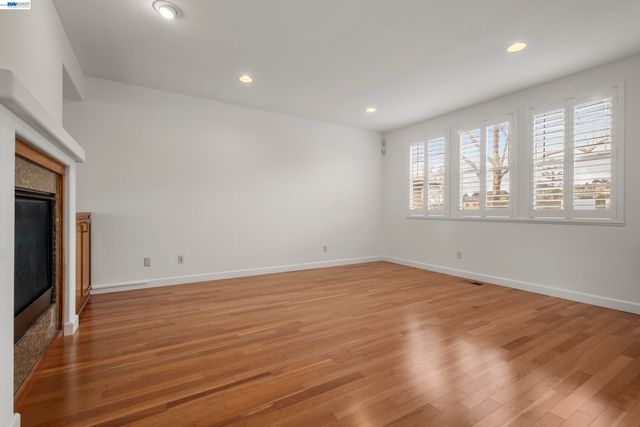 651 Macarthur Blvd, San Leandro, CA 94577