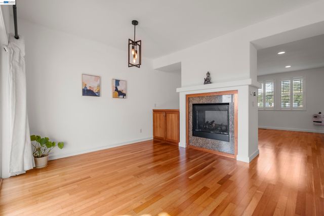 651 Macarthur Blvd, San Leandro, CA 94577