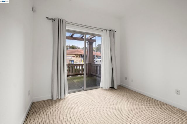 651 Macarthur Blvd, San Leandro, CA 94577