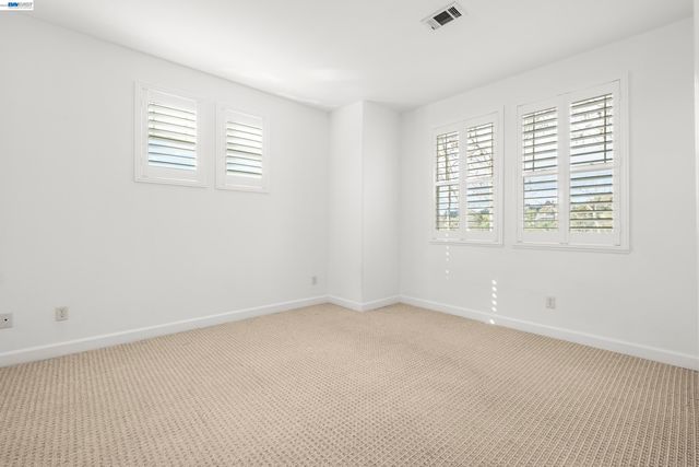 651 Macarthur Blvd, San Leandro, CA 94577