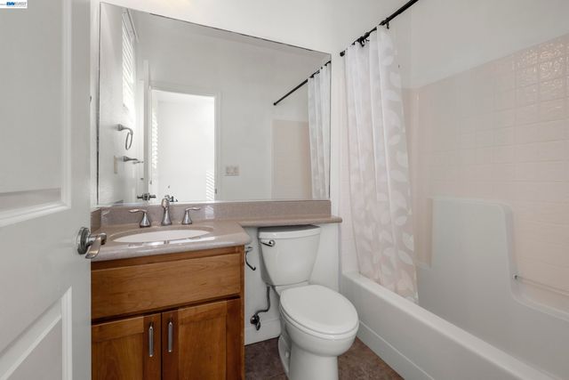 651 Macarthur Blvd, San Leandro, CA 94577