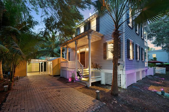 19611 Tequesta St Street, Sugarloaf Key, FL 33042