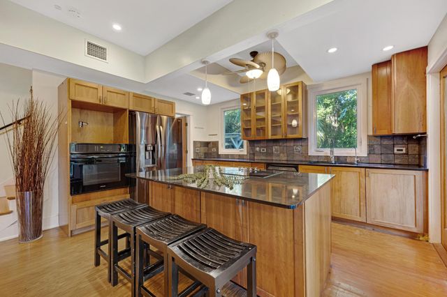 19611 Tequesta St Street, Sugarloaf Key, FL 33042