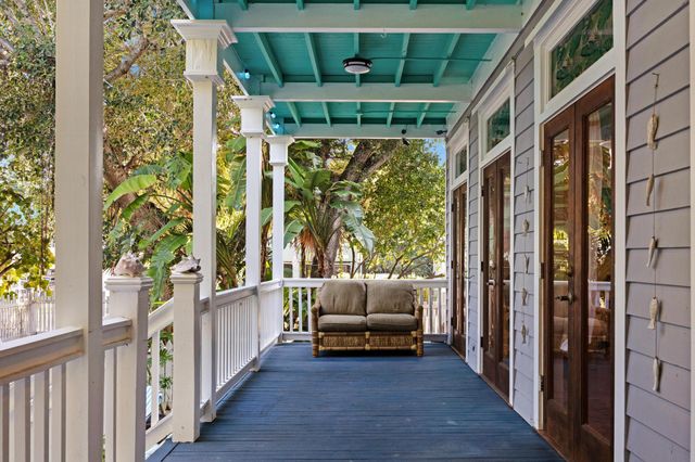 19611 Tequesta St Street, Sugarloaf Key, FL 33042