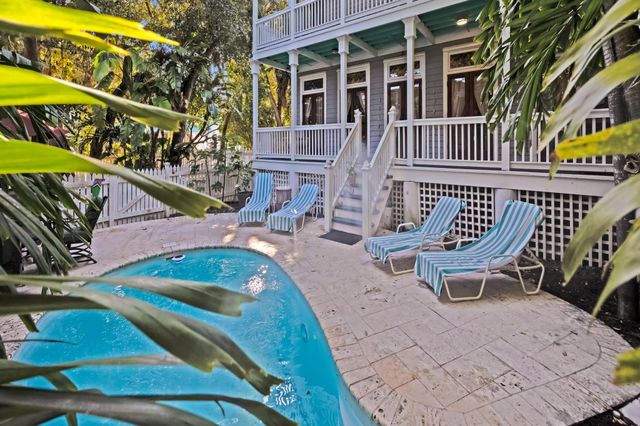 19611 Tequesta St Street, Sugarloaf Key, FL 33042