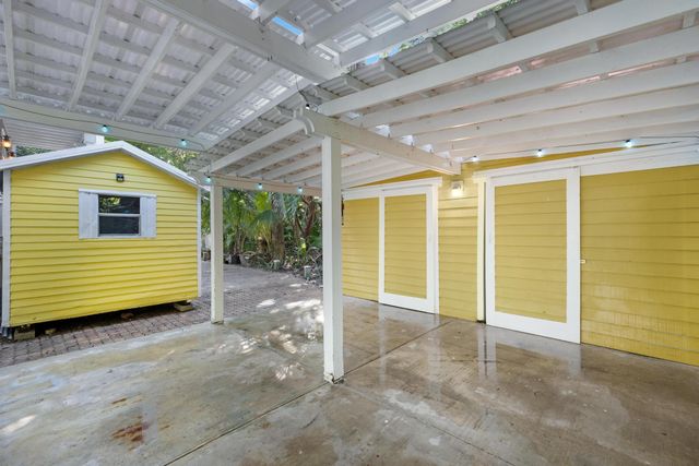 19611 Tequesta St Street, Sugarloaf Key, FL 33042
