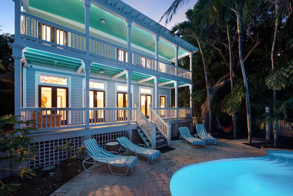 19611 Tequesta St Street, Sugarloaf Key, FL 33042