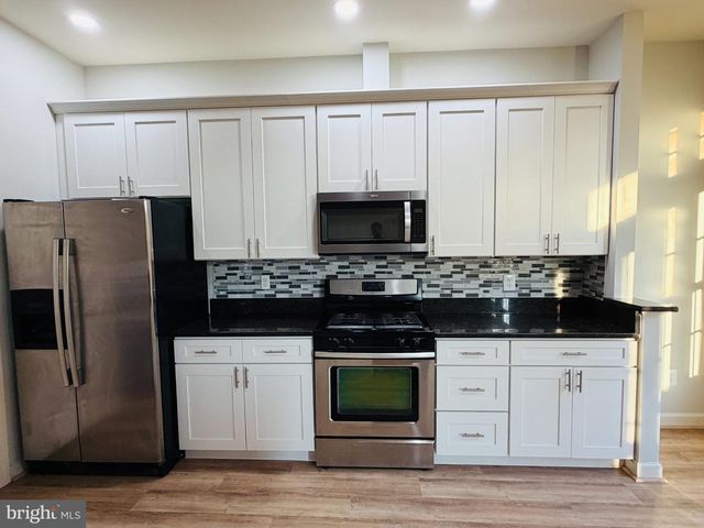 25352 HERRING CREEK DR, Chantilly, VA 20152