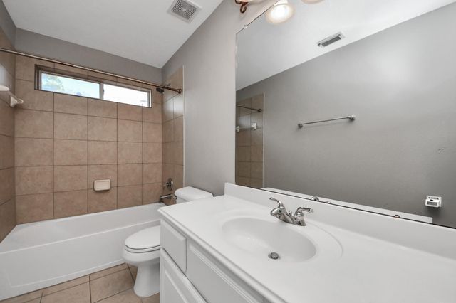 18330 Enchanted Rock Trail, Humble, TX 77346