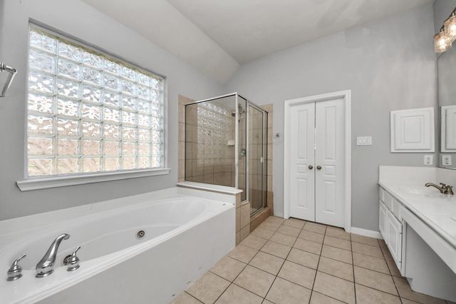 18330 Enchanted Rock Trail, Humble, TX 77346