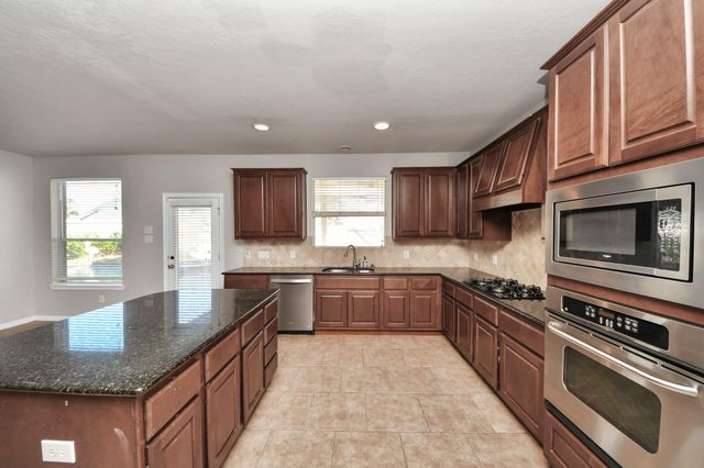 18330 Enchanted Rock Trail, Humble, TX 77346